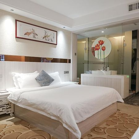 Paco Hotel Tianhe Coach Terminal Metro Satation Guangzhou-Free Shuttle Bus For Canton Fair Buitenkant foto