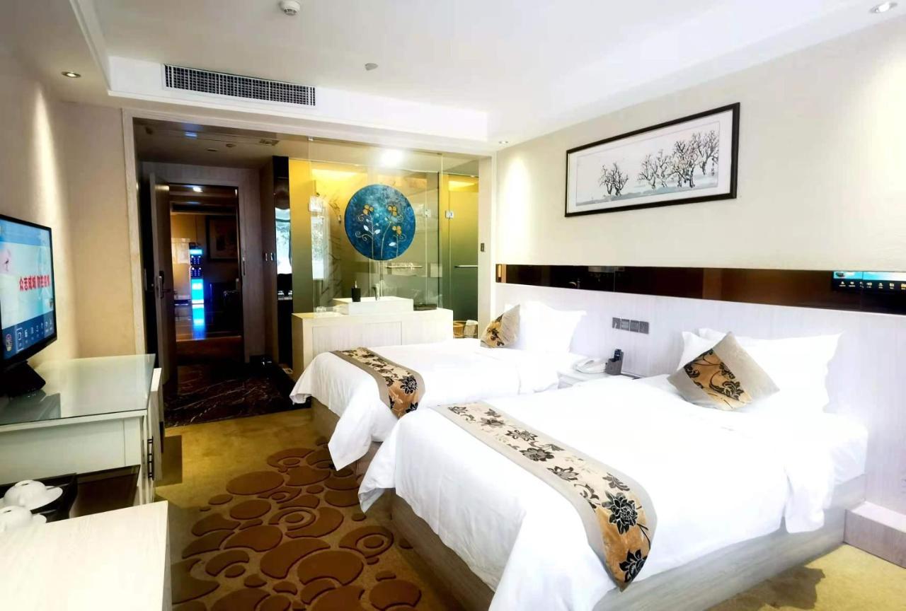 Paco Hotel Tianhe Coach Terminal Metro Satation Guangzhou-Free Shuttle Bus For Canton Fair Buitenkant foto