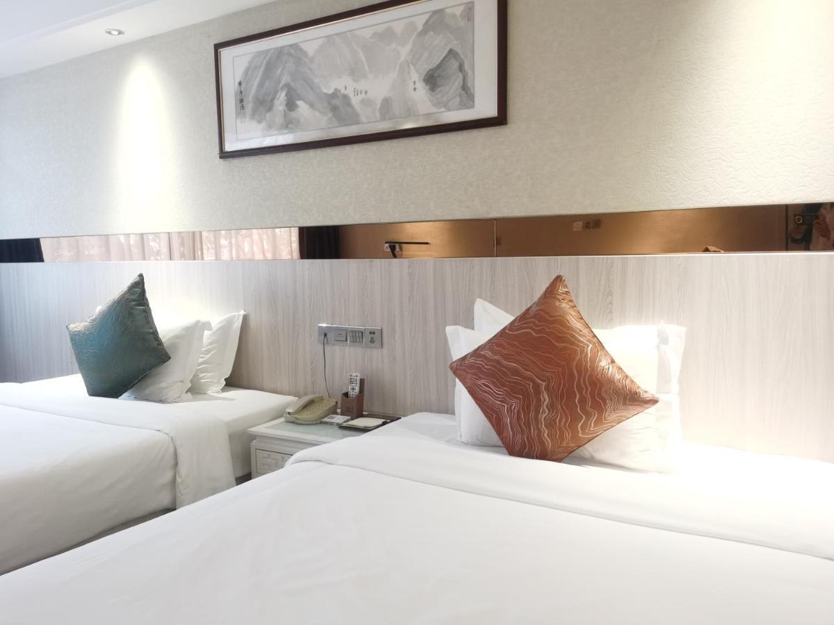 Paco Hotel Tianhe Coach Terminal Metro Satation Guangzhou-Free Shuttle Bus For Canton Fair Buitenkant foto