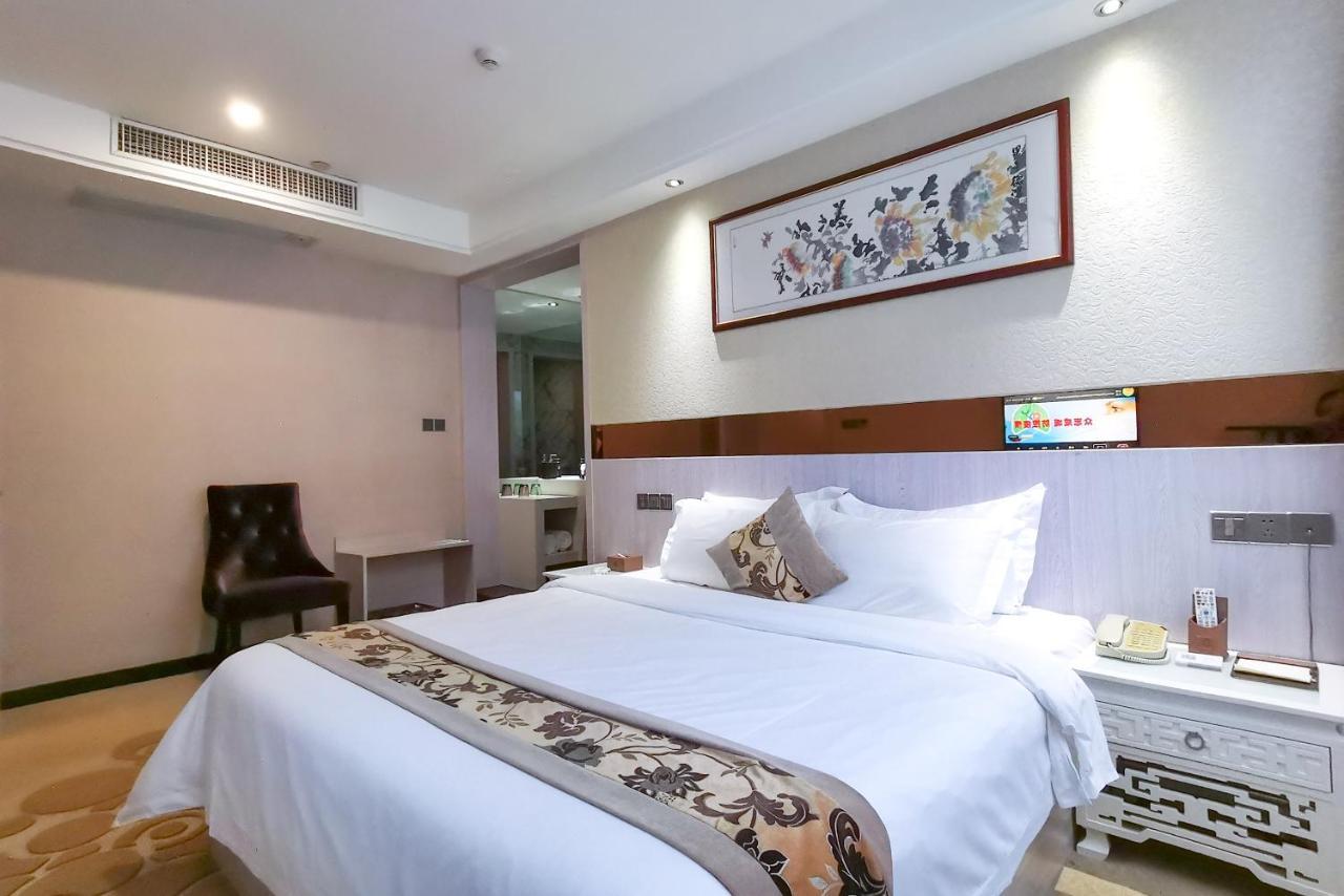 Paco Hotel Tianhe Coach Terminal Metro Satation Guangzhou-Free Shuttle Bus For Canton Fair Buitenkant foto