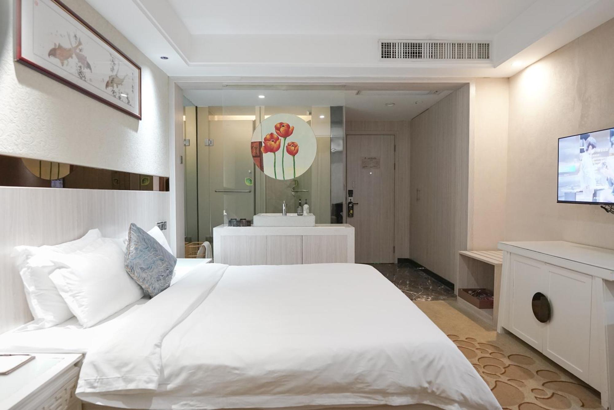 Paco Hotel Tianhe Coach Terminal Metro Satation Guangzhou-Free Shuttle Bus For Canton Fair Buitenkant foto