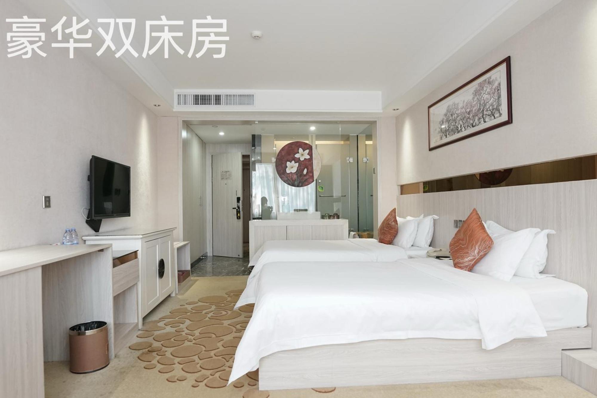 Paco Hotel Tianhe Coach Terminal Metro Satation Guangzhou-Free Shuttle Bus For Canton Fair Buitenkant foto